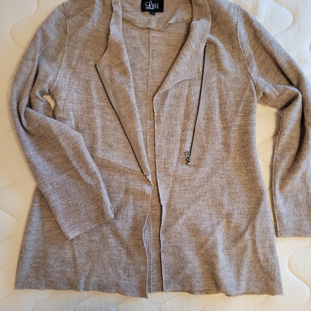 Asymmetrical wool cardigan